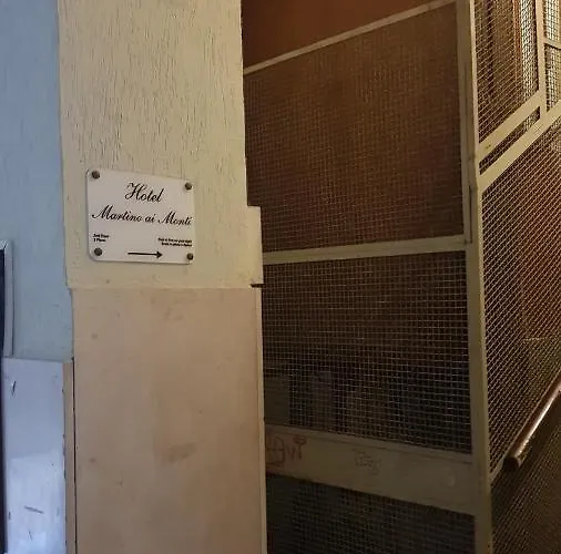 Martino Ai Monti מלון *
